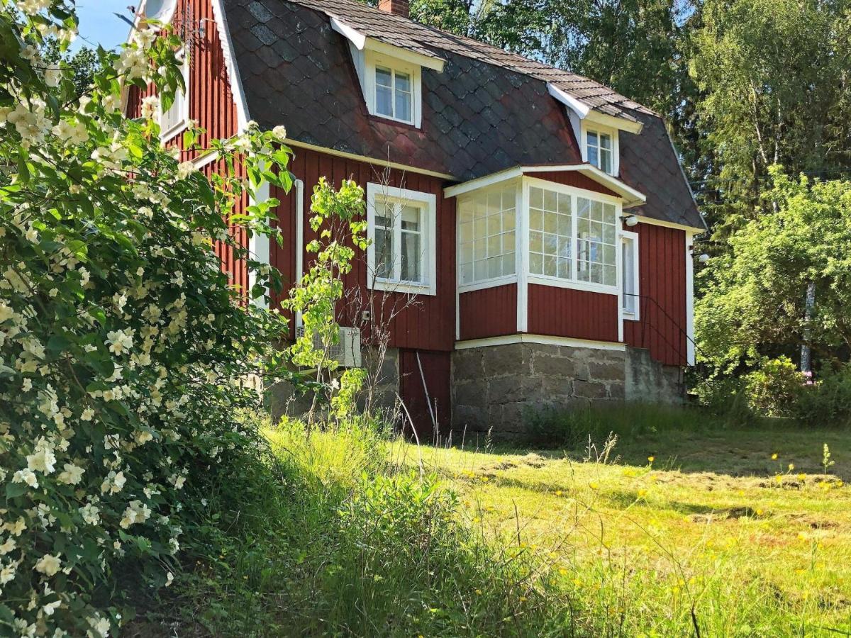 Holiday Home Hallabro